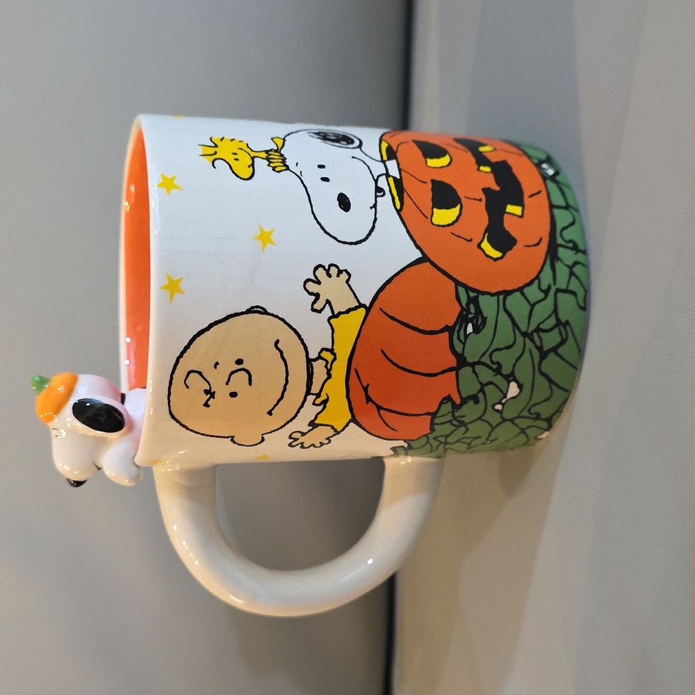 Peanuts Snoopy The Great Pumpkin 16 oz Ceramic mug NEW